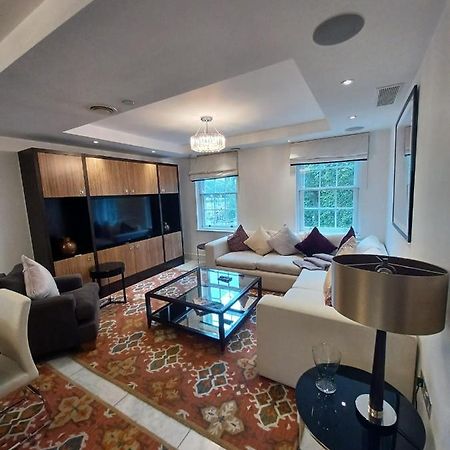 Buckingham Palace Residences By Aeria Apartments London Eksteriør billede