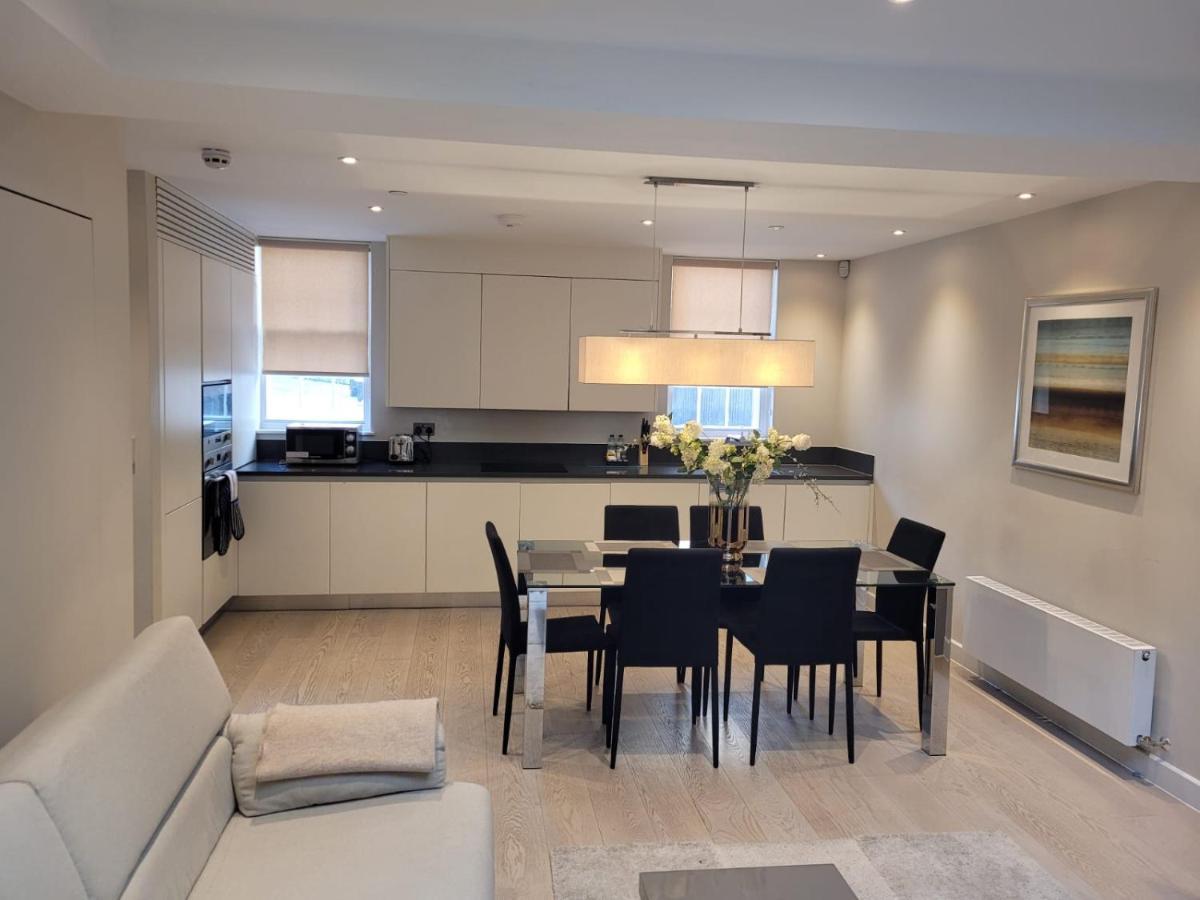 Buckingham Palace Residences By Aeria Apartments London Eksteriør billede