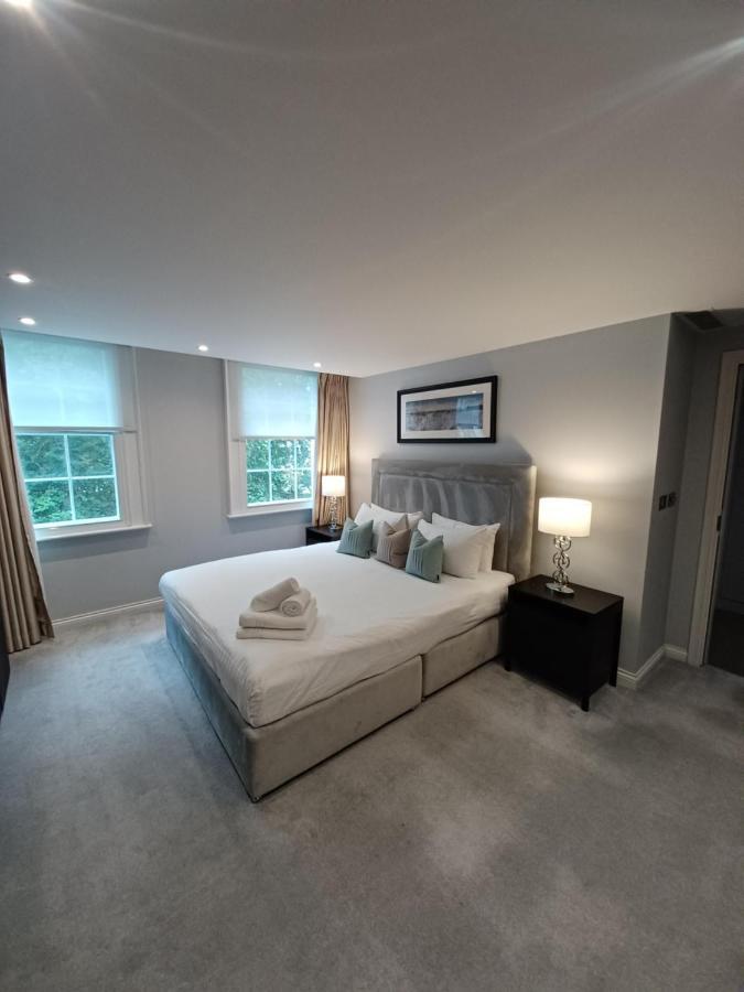 Buckingham Palace Residences By Aeria Apartments London Eksteriør billede